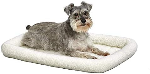 MidWest Homes for Pets QuietTime Dog Bed - White Fleece Bolster, Ultra-Soft and Machine Washable, Fits 30-Inch Crates and Carriers, for Medium Breed Dogs by MidWestHomesForPets