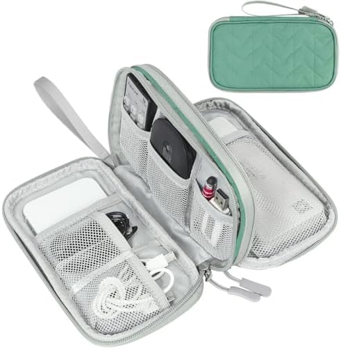FYY Electronic Organizer, Travel Tech Pouch Bag, Medium, Green Quilted by FYY