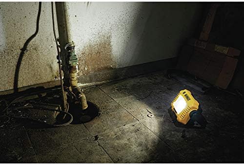 DEWALT 12V/20V MAX LED Work Light, Compact with 360 Degree Rotating Handle, 2000 Lumens of Brightness, Cordless, Bare Tool Only (DCL077B) - Image 5