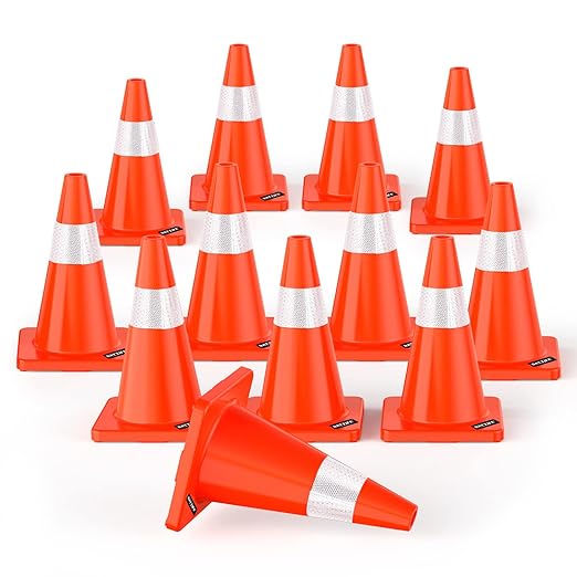 BATTIFE 12 Pack Traffic Safety Cones 18 Inch by BATTIFE