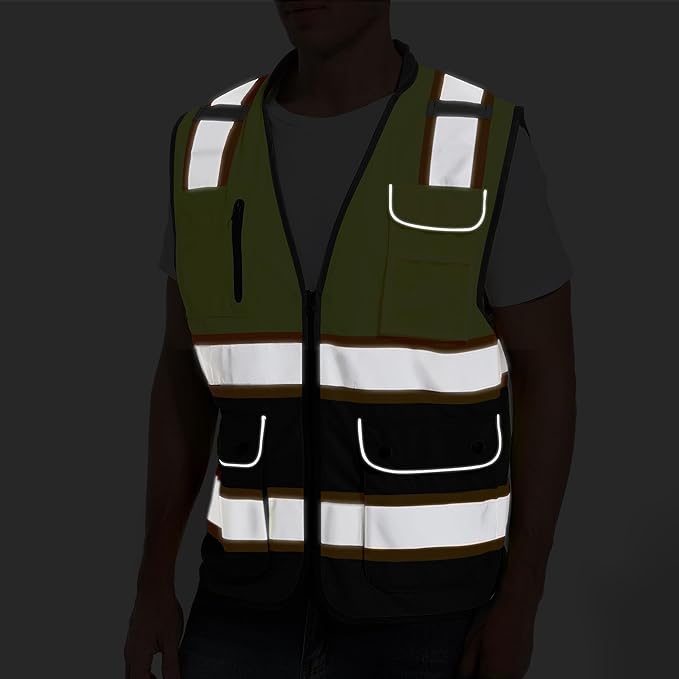 Reflective Safety Vest for Men and Women - Image 5