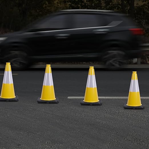 OrangeStar 8-Pack 18" Traffic Cones, Weighted Base - Image 6
