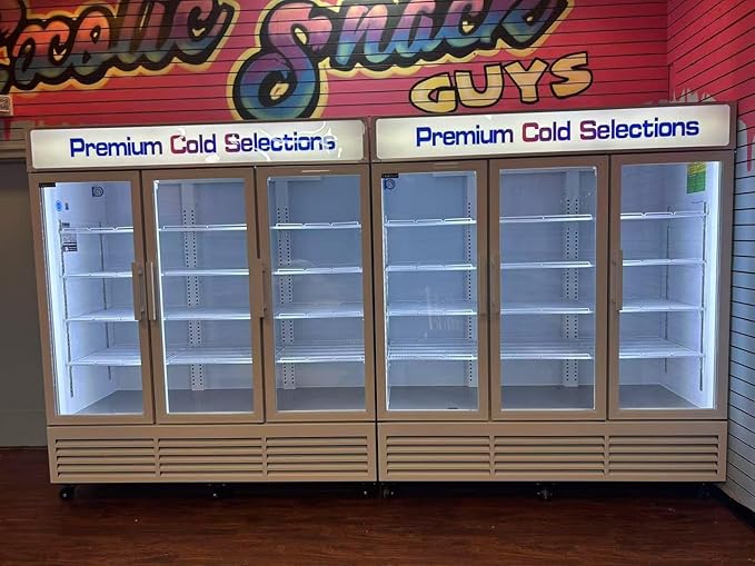 Commercial Refrigerator Floral Beverage Display Cooler, 3 Glass Doors - Image 2