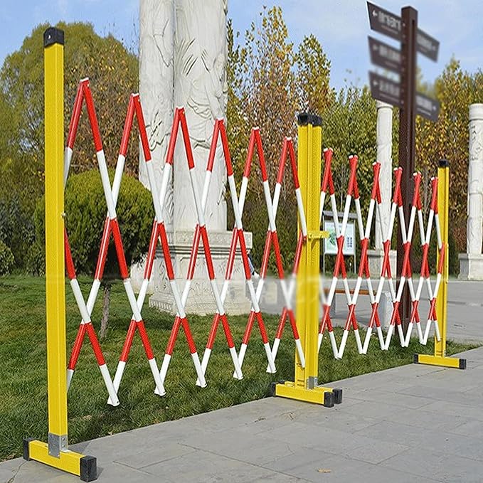 Retractable Barricade with Wheels - Image 2
