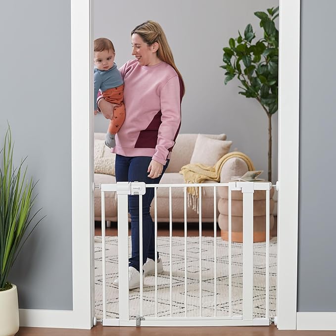 Safety 1st Easy Install Walk Thru Baby Gate - Image 9